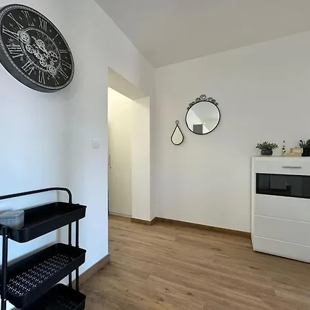 Goldie Vista Krk Apartment