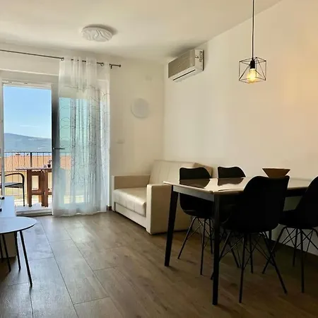 Appartamento Goldie Vista Krk