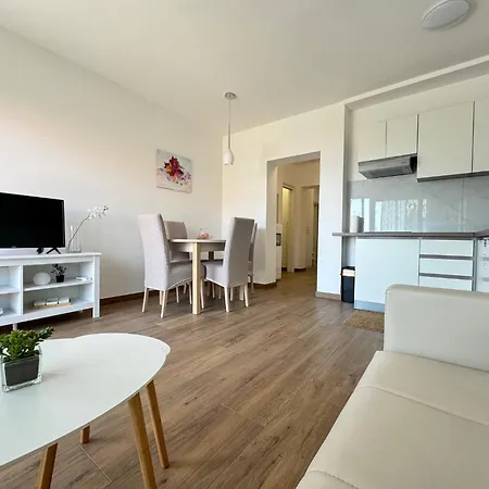 Appartamento Goldie Vista Krk *